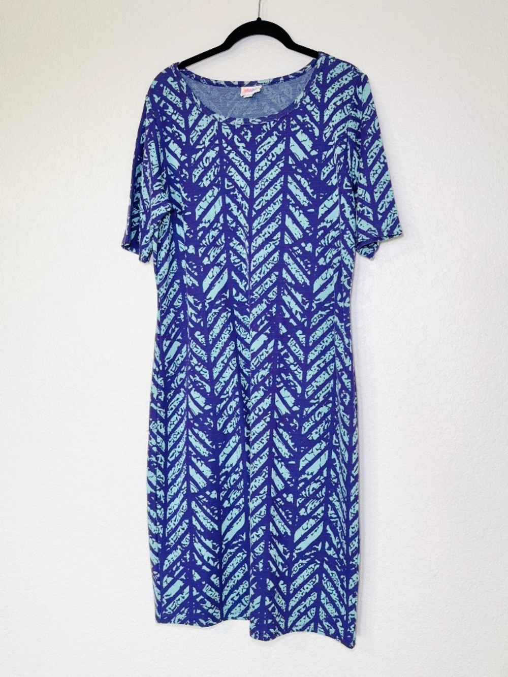 LulaRoe Julia Dress Women's 2XL Purple Blue Chevron Comfortable Flattering